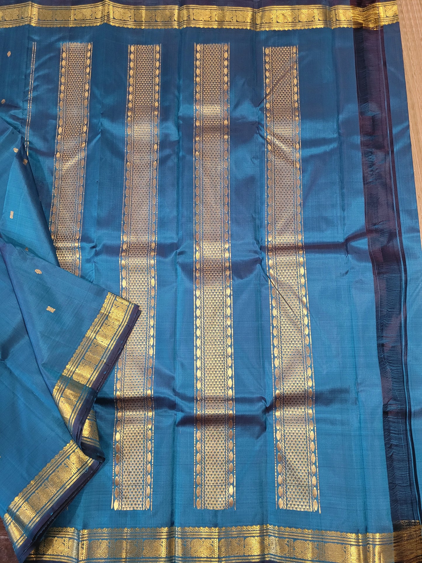 Pure Kanchipuram Handloom Silk Saree