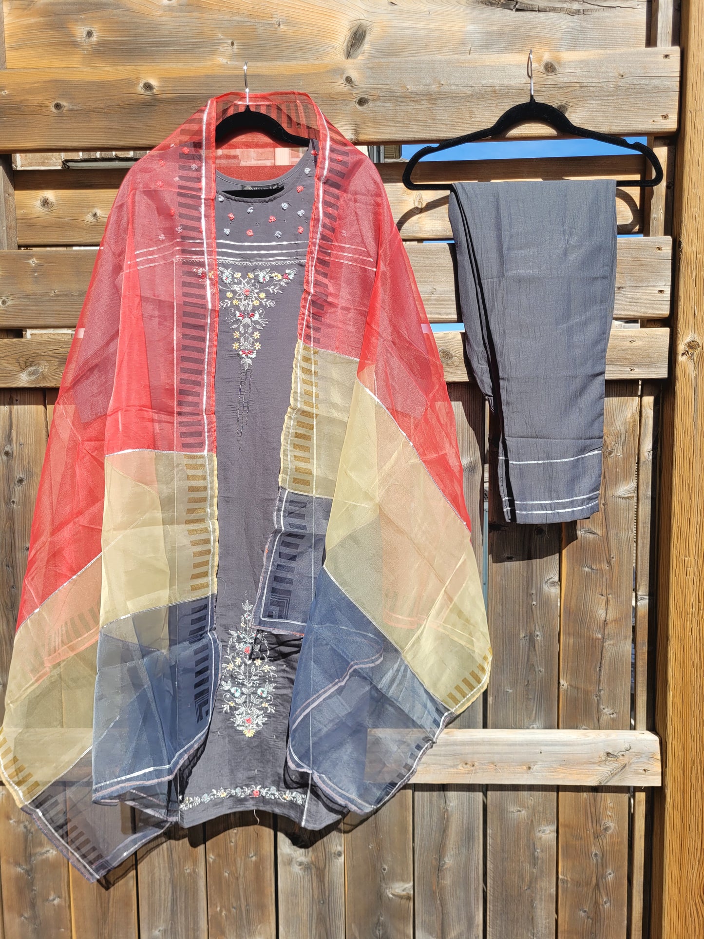 Muslin Salwar With Organza Dupatta