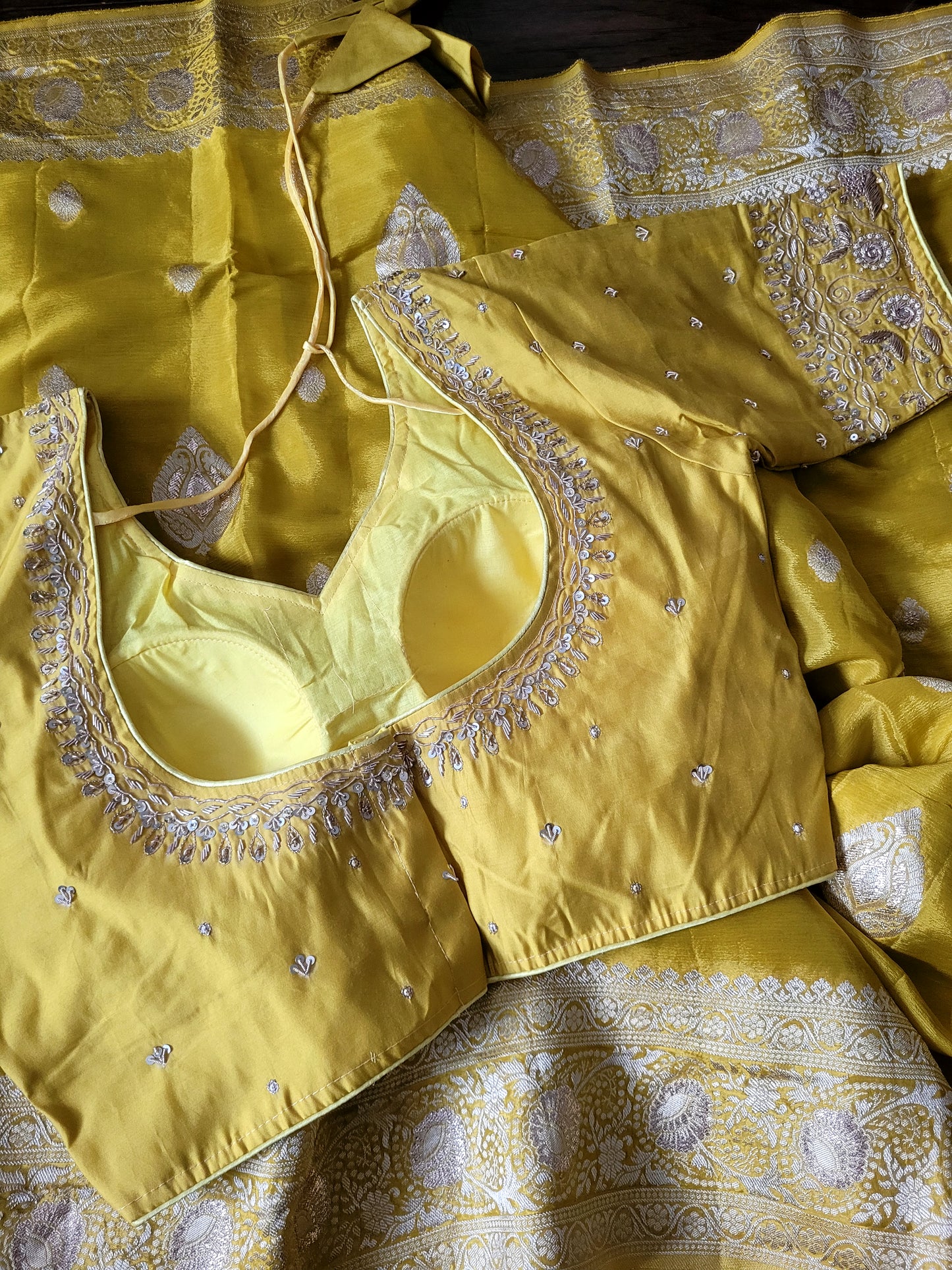 Satin Crepe Banarasi Saree With Blouse