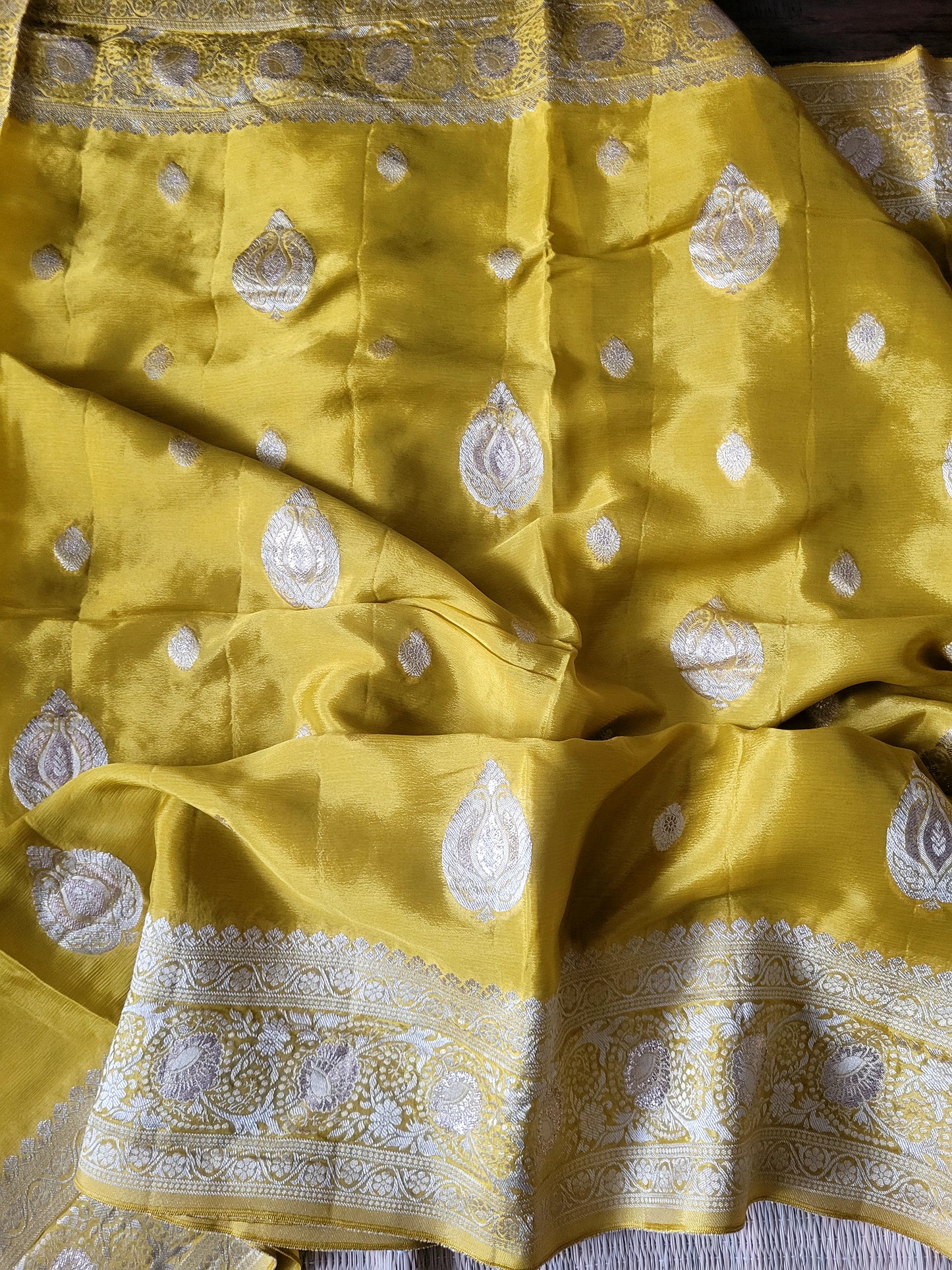 Satin Crepe Banarasi Saree With Blouse