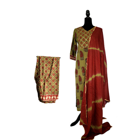Salwar Suit With Dupatta