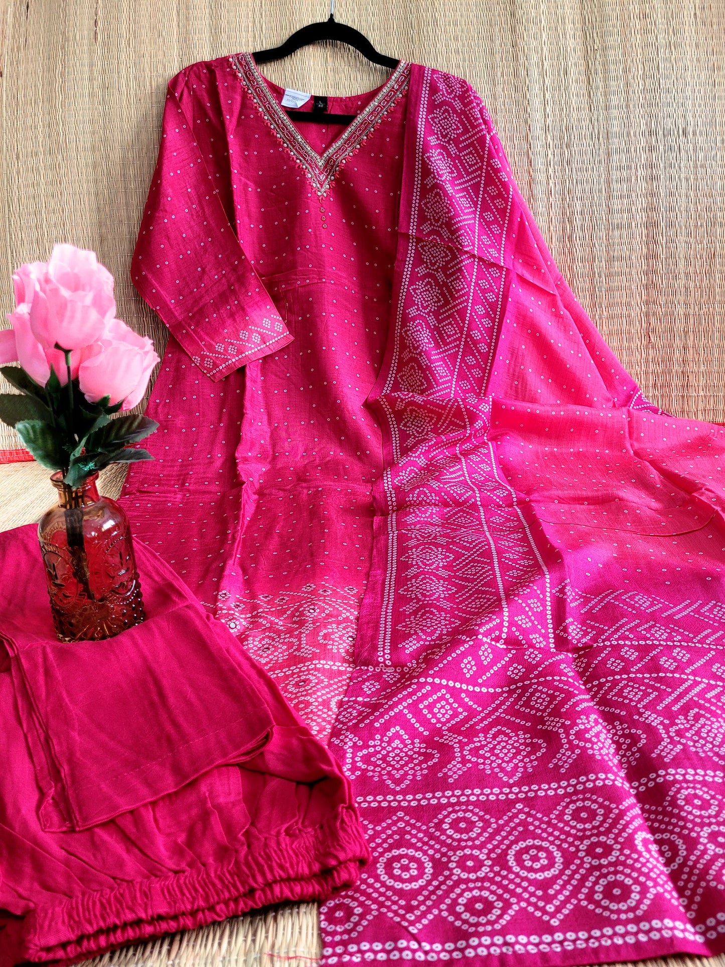 Crepe Bandhani Printed Salwar With Dupatta