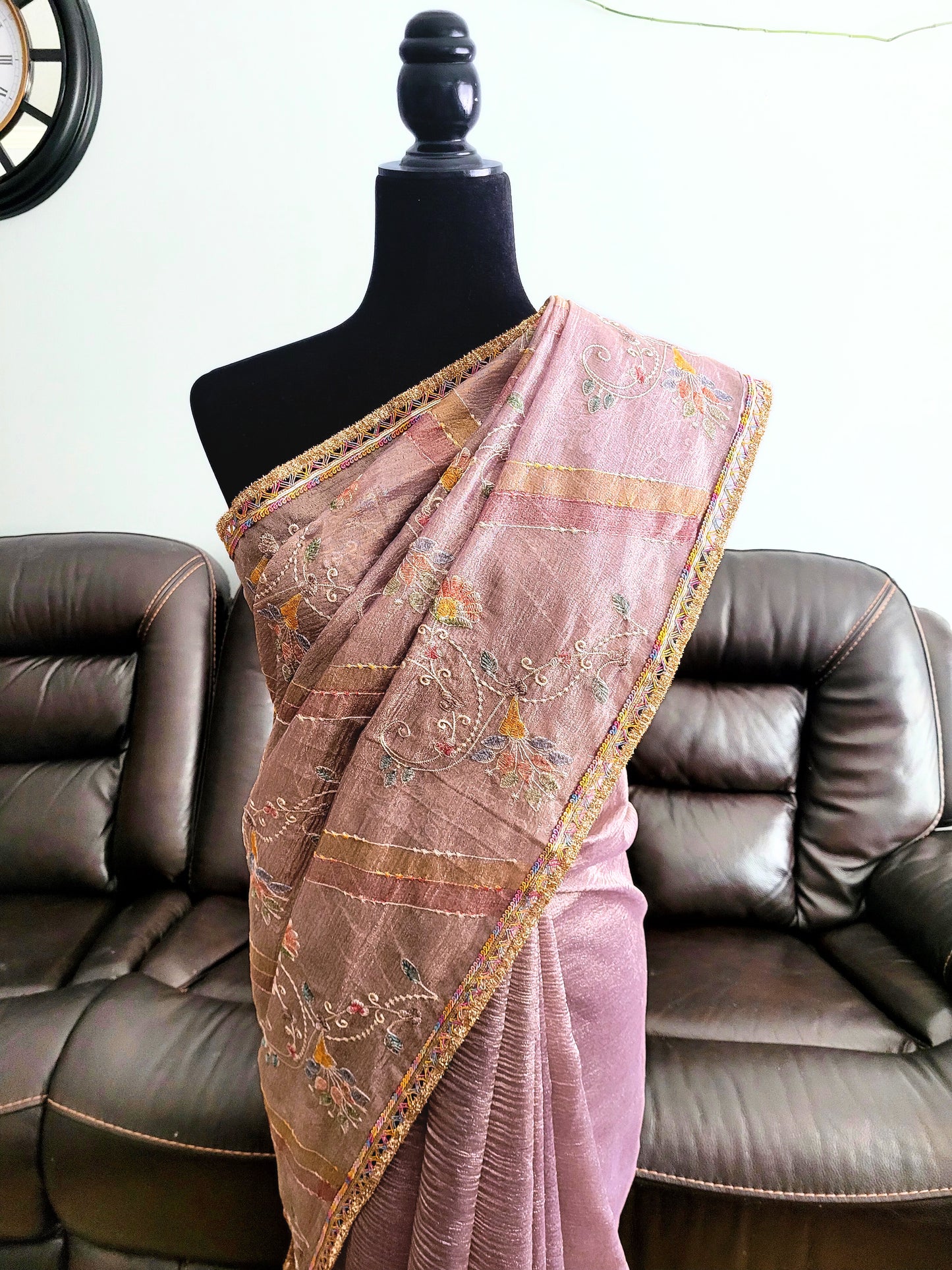 Crushed Tissue Saree With Embroidery