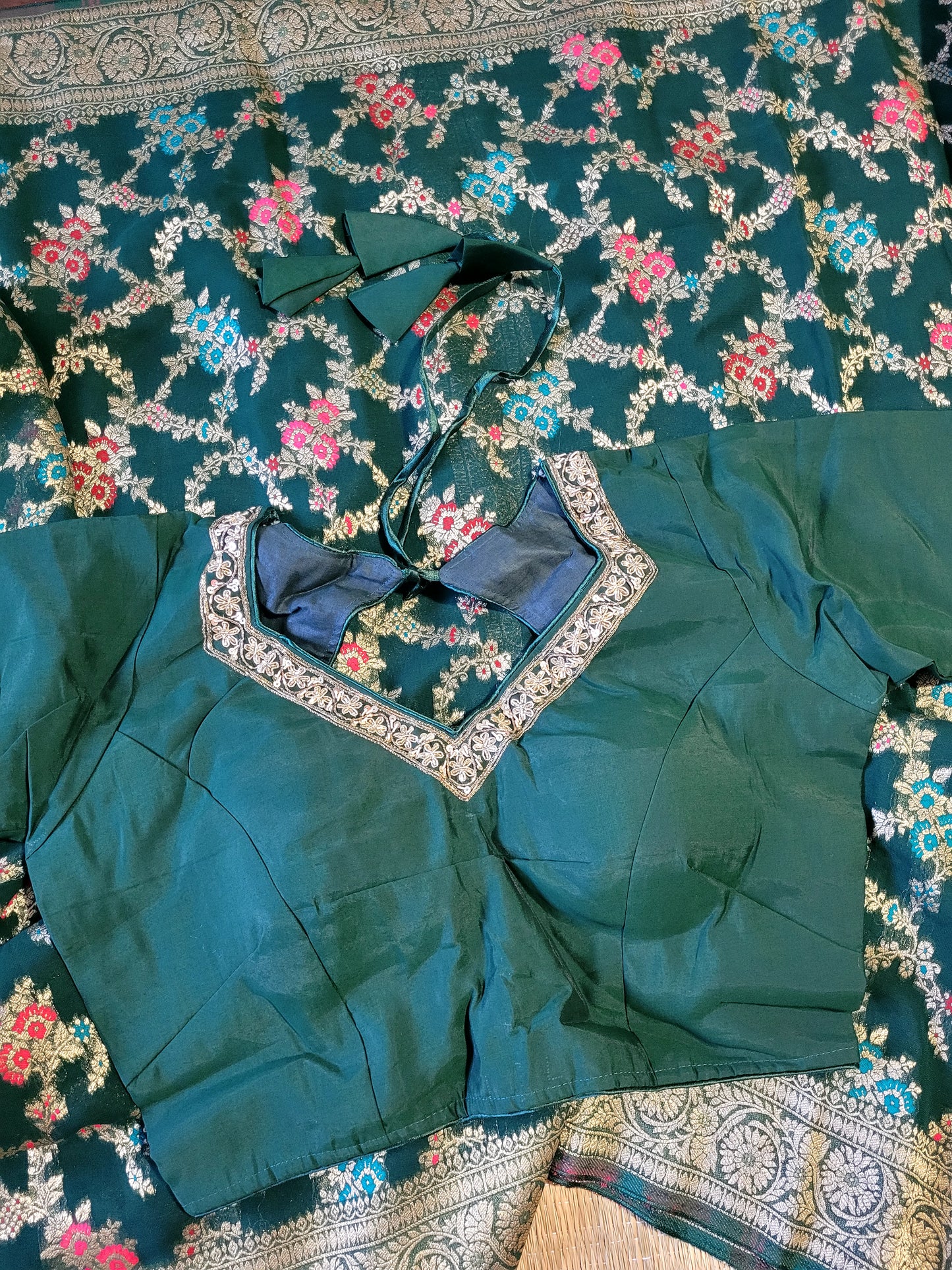 Pure Georgette Banaras Saree With Embroidery Blouse