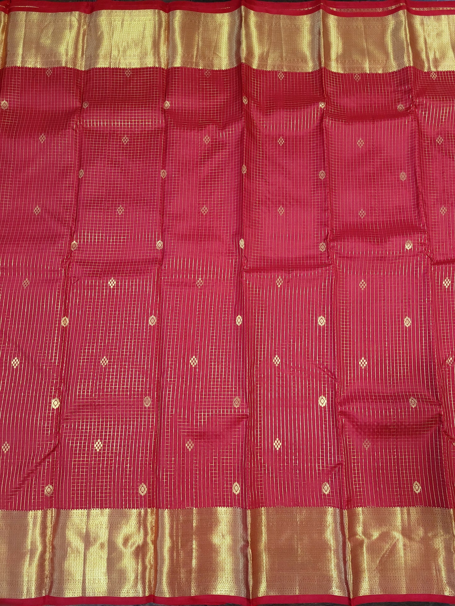 Pure Kanchipuram Handloom Silk Saree With Zari Checks