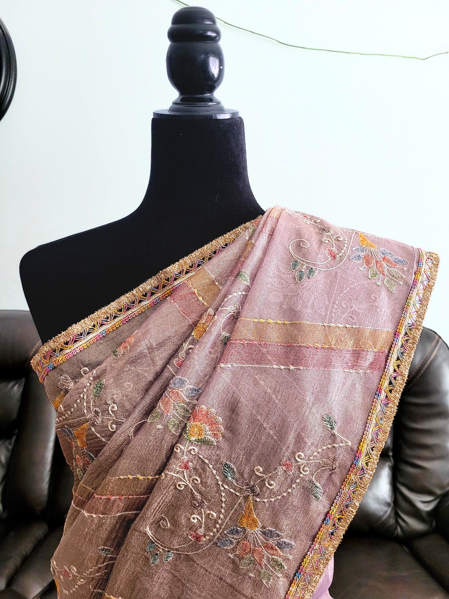 Crushed Tissue Saree With Embroidery