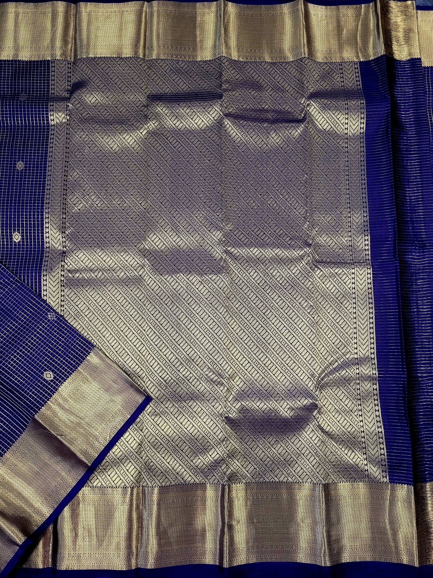 Pure Kanchipuram Handloom Silk Saree With Zari Checks