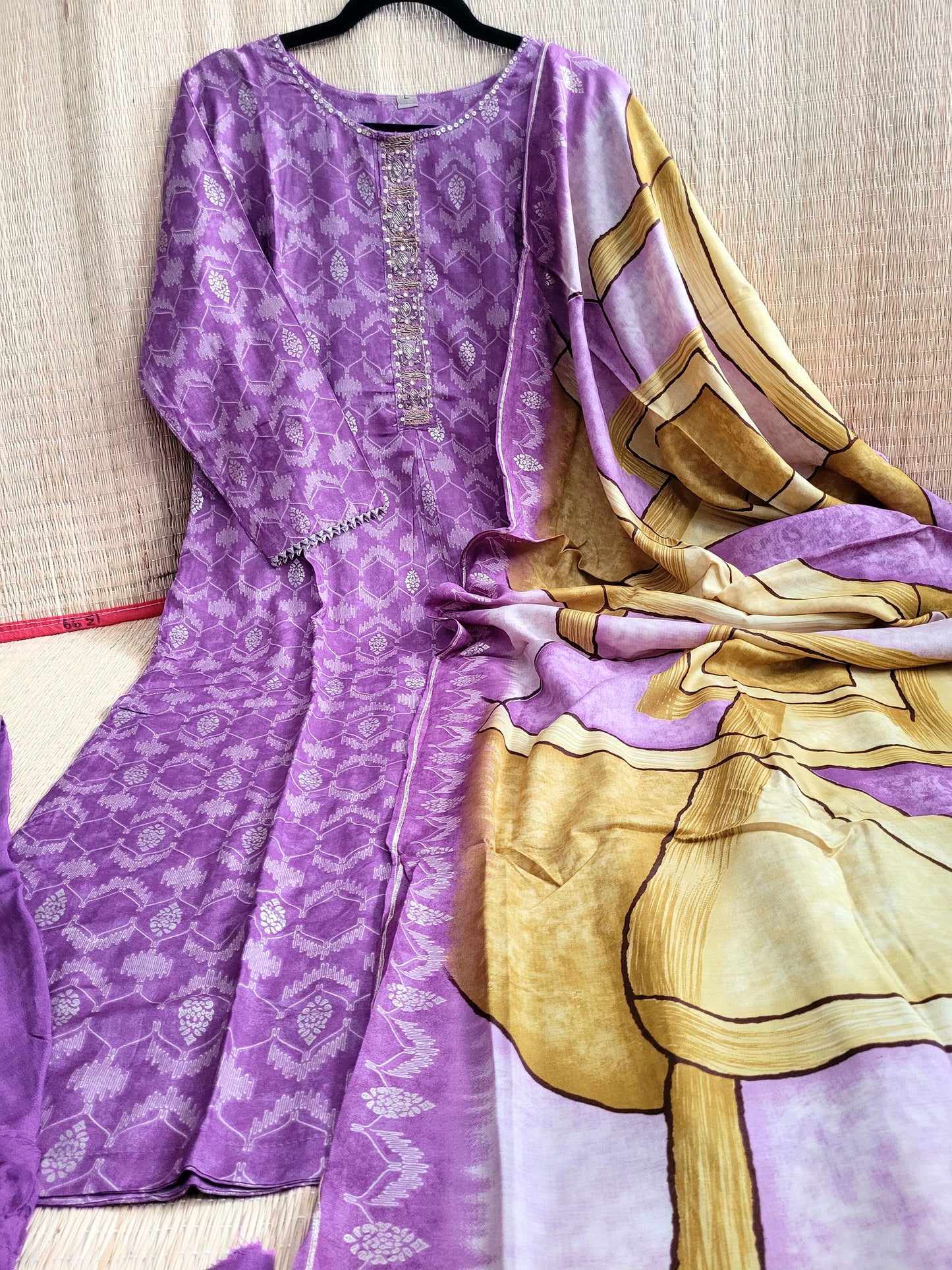 Muslin Silk Salwar Suit