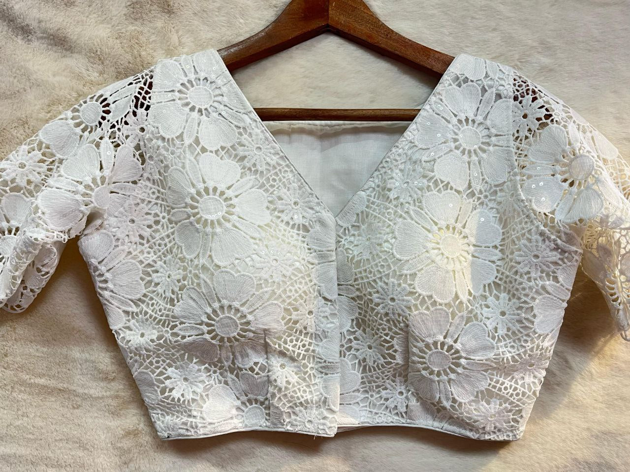 Hakoba Blouse