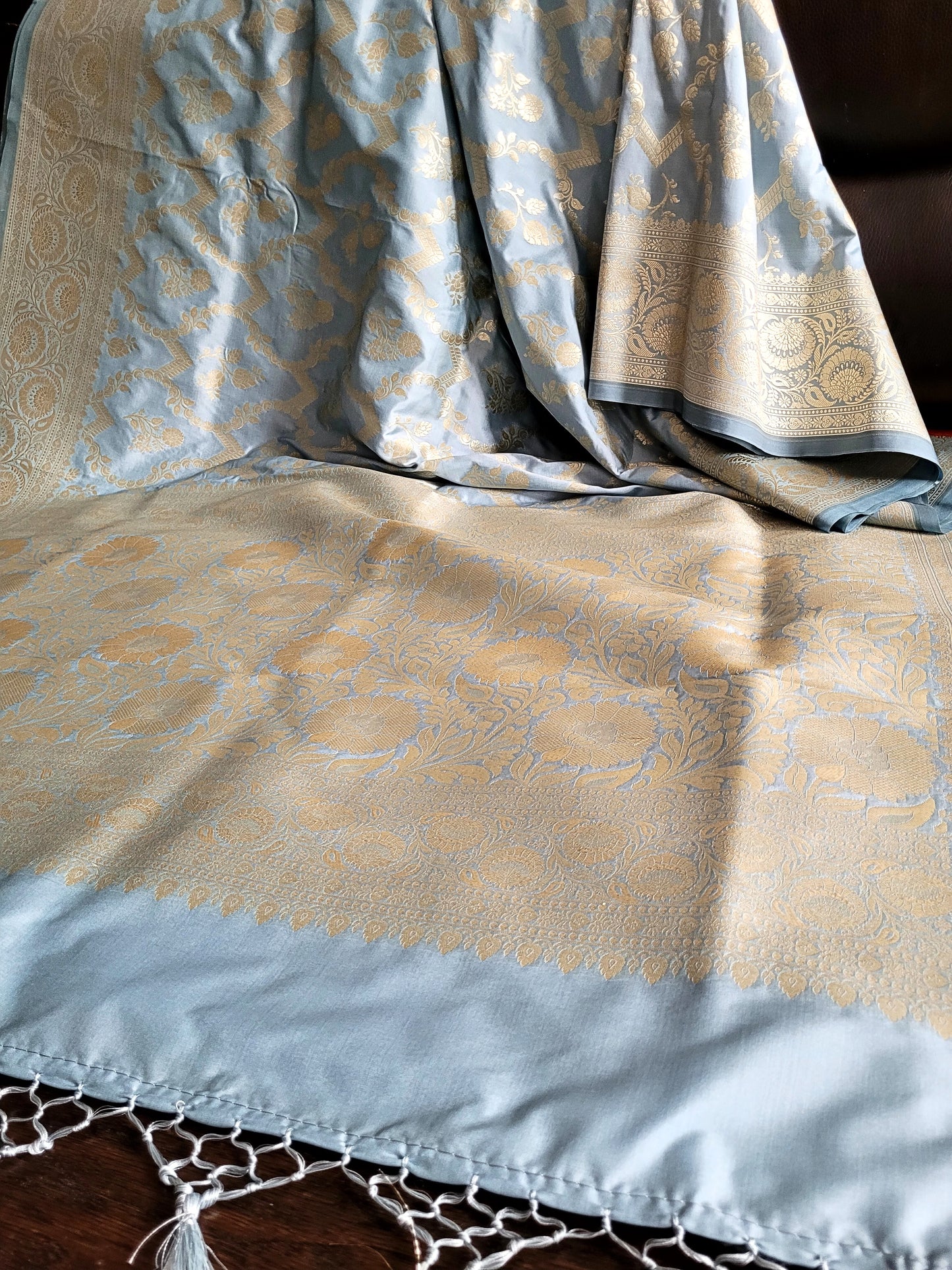 Semi Kathan Banaras Jaal Saree