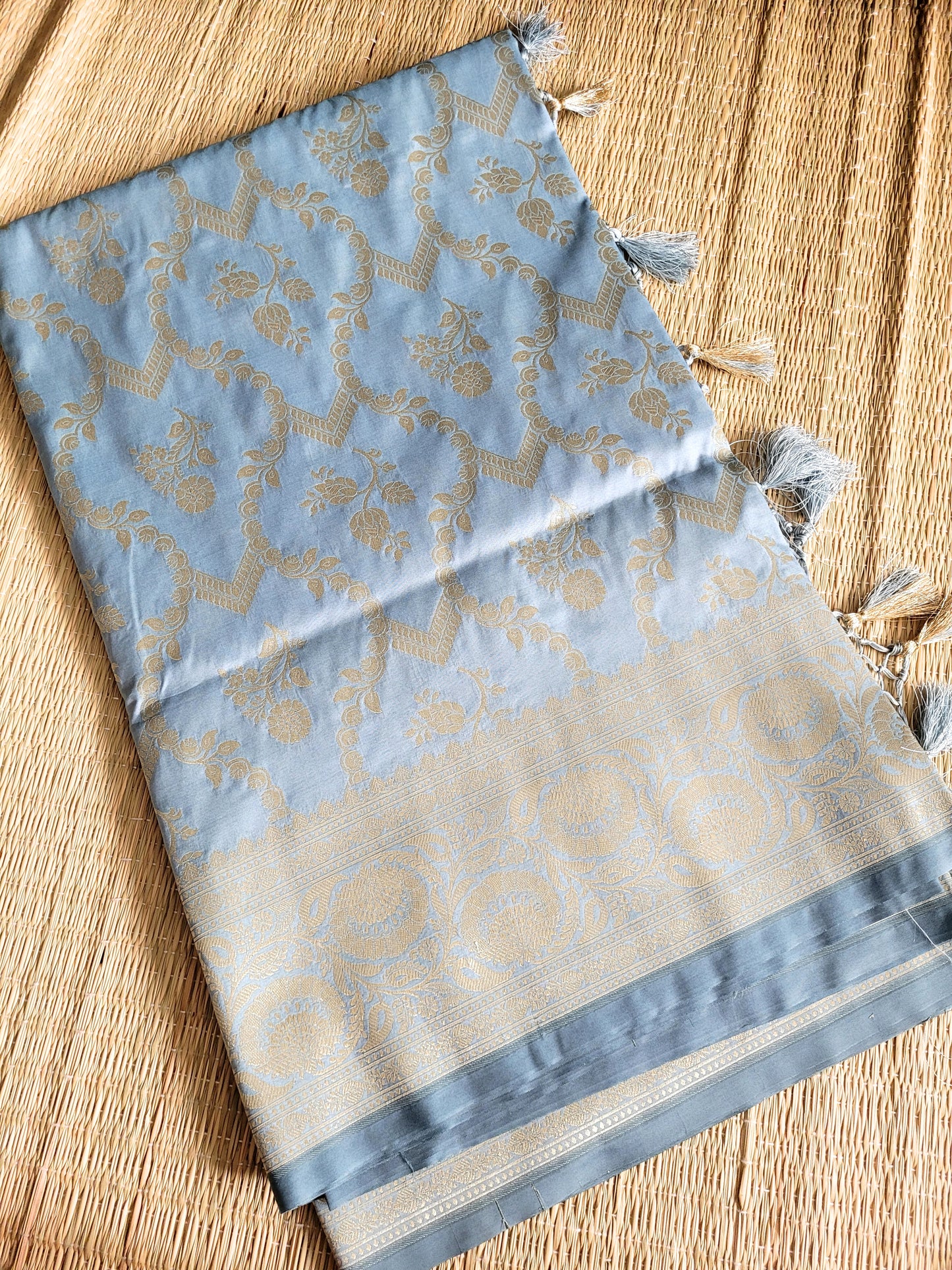 Semi Kathan Banaras Jaal Saree